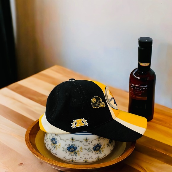 Vintage PIN INCLUDED!! Pittsburgh Steelers Hat Cap Strap Back Ball 90s Y2K EUC!! - Picture 2 of 4